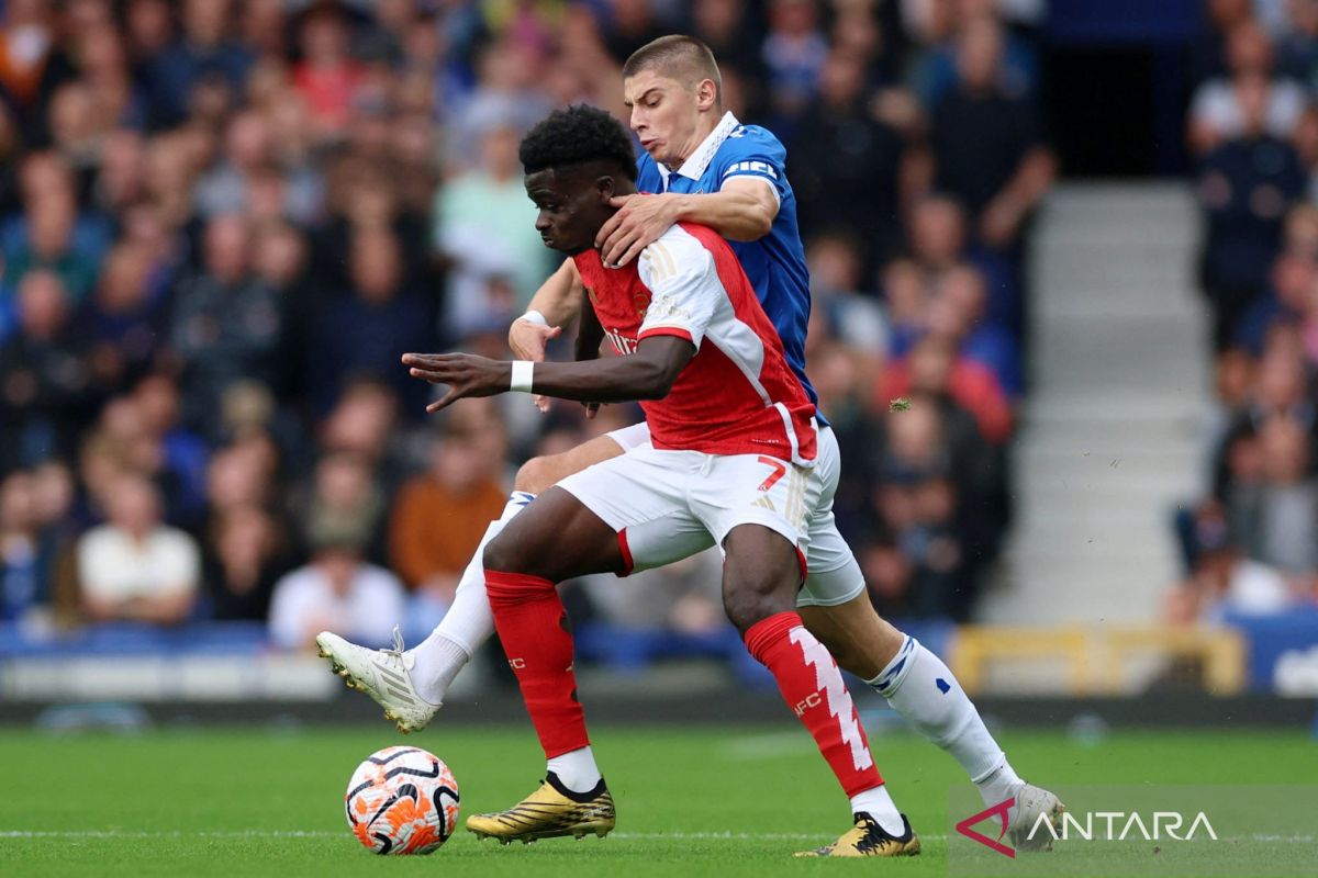 Saka, Rice kemudian Trossard dipastikan absen bela Arsenal oleh sebab itu cedera