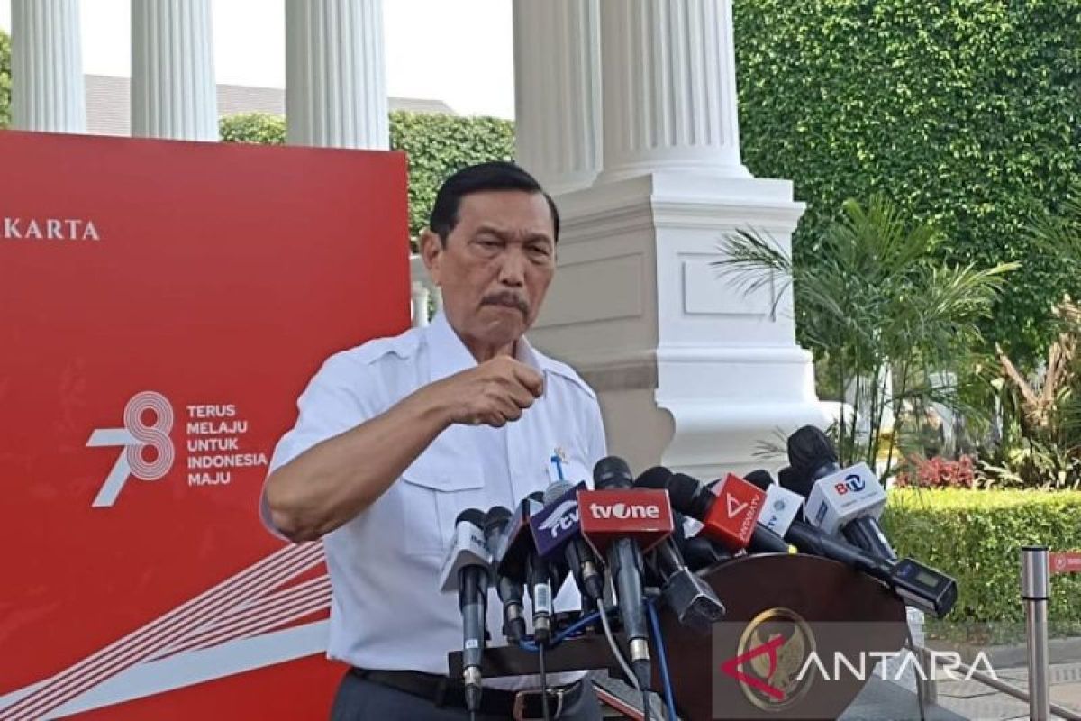 Luhut targetkan LRT Bali mampu “groundbreaking” awal 2024