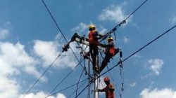 PLN alirkan listrik dusun dan desa pada empat kabupaten di NTT